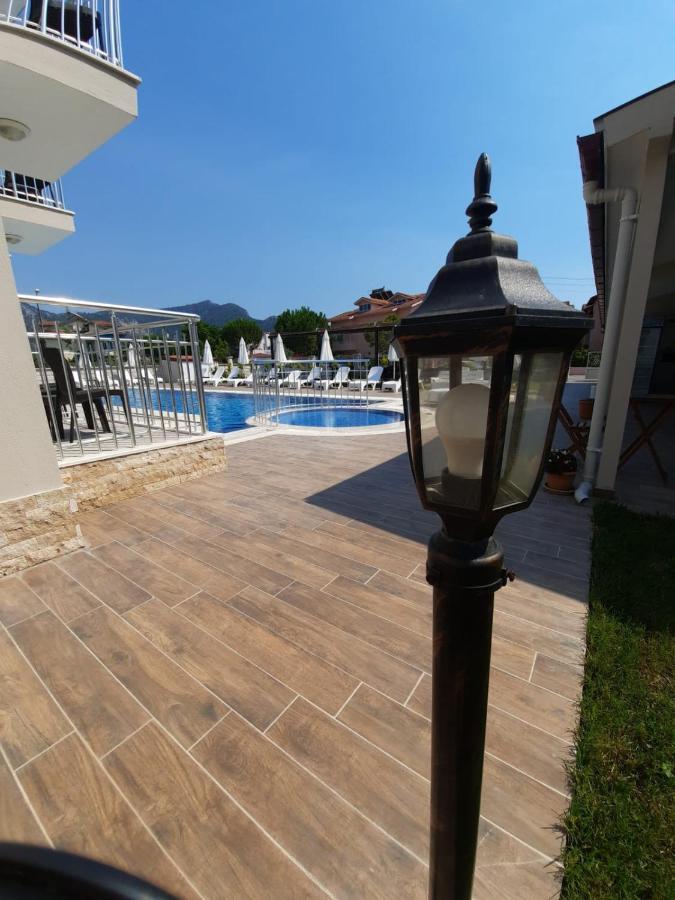 Vespera Hotel Дальян Екстер'єр фото